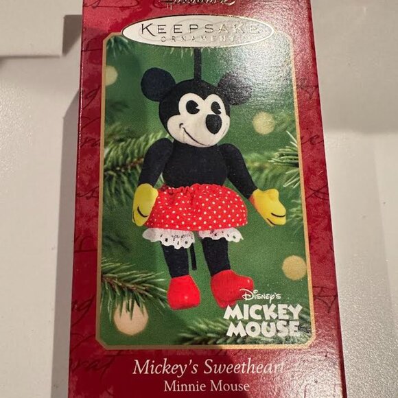 579. NWT Hallmark Keepsake Ornament Mickey's Sweetheart Minnie Mouse - Picture 3 of 3